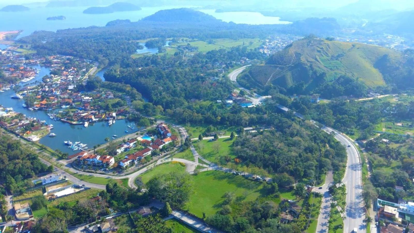 3 Praias, Apartamentos, Piscinas, Luxo - Angra Temporada อังกราโดสเฮย์ส ภายนอก รูปภาพ