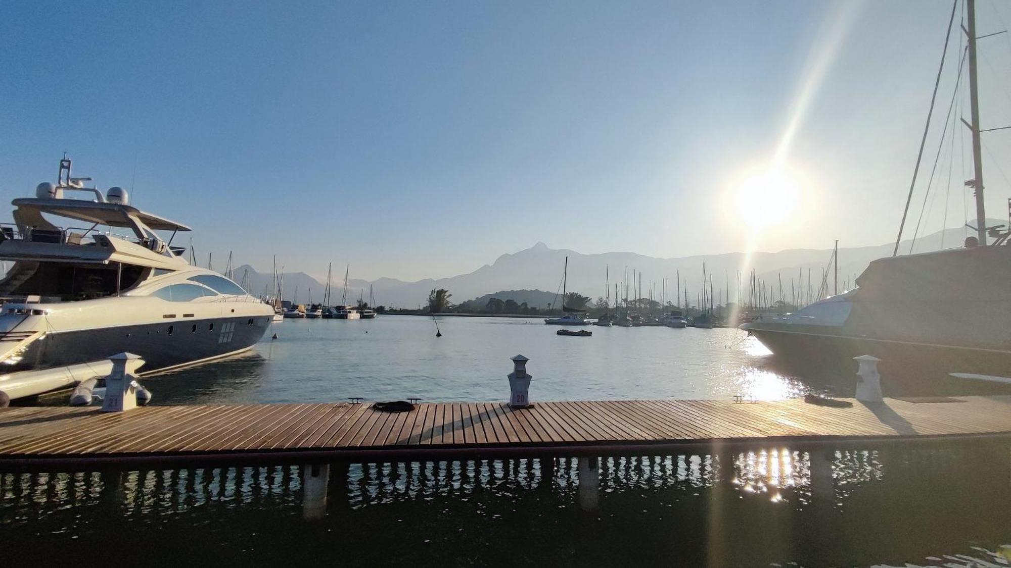 3 Praias, Apartamentos, Piscinas, Luxo - Angra Temporada อังกราโดสเฮย์ส ภายนอก รูปภาพ